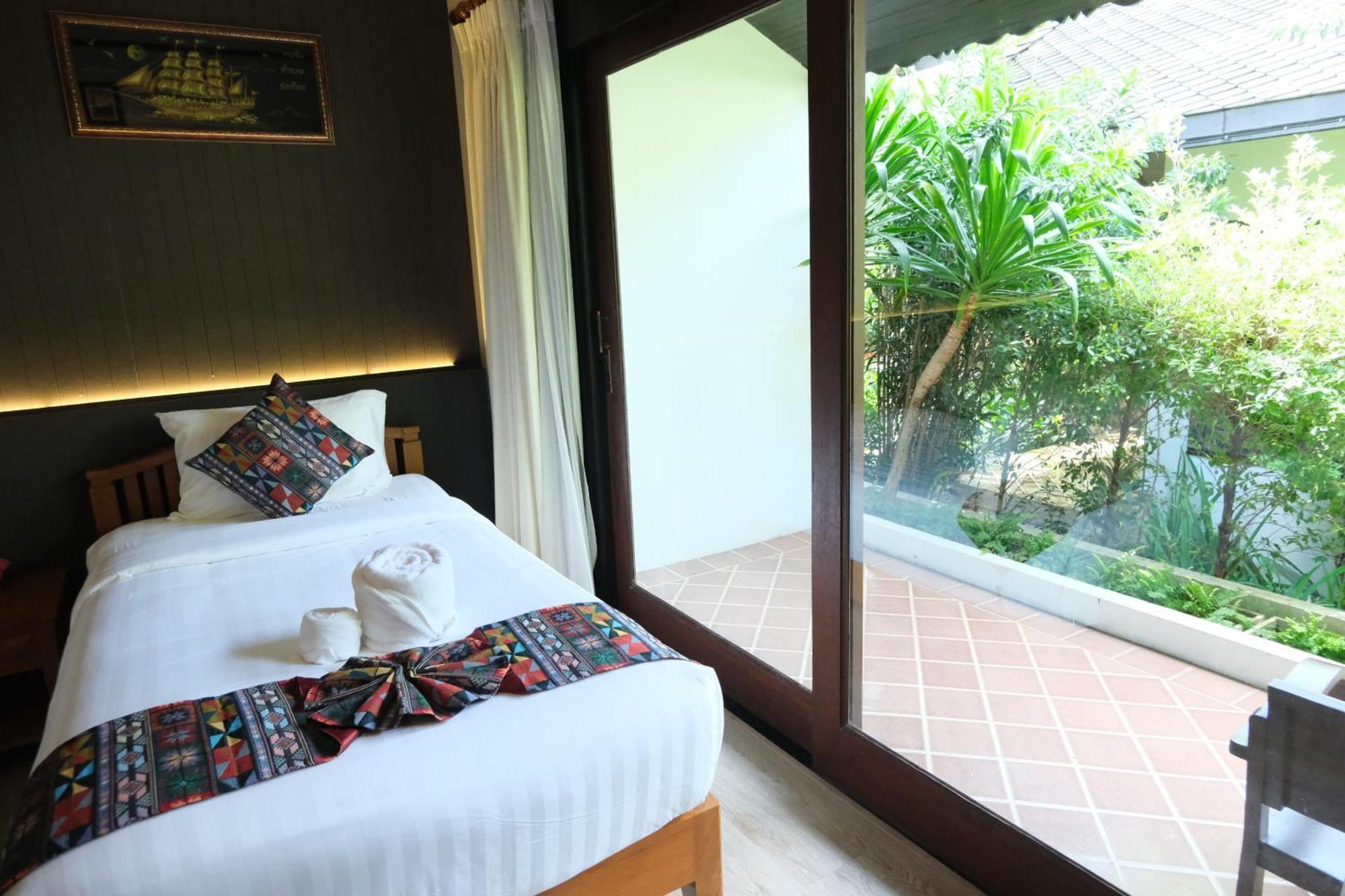 Vimarn Kaew Village And Resort Chiang Mai Esterno foto